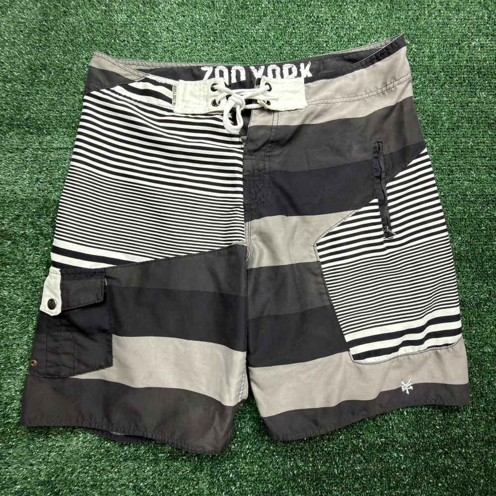 VTG Y2K SURF Zoo York Mens Board Shorts Size 36 Black Grey Striped Surf Trunks